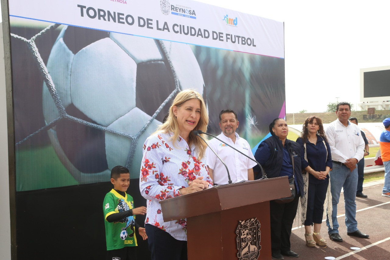 “Jugar un deporte, la mejor aportación a la paz de la ciudad”: Maki Ortiz