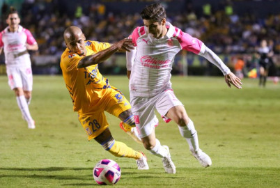 Chivas cae 1-2 ante Tigres