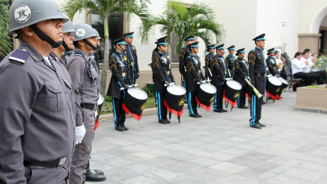 Conmemoran 101 aniversario de la constitución política