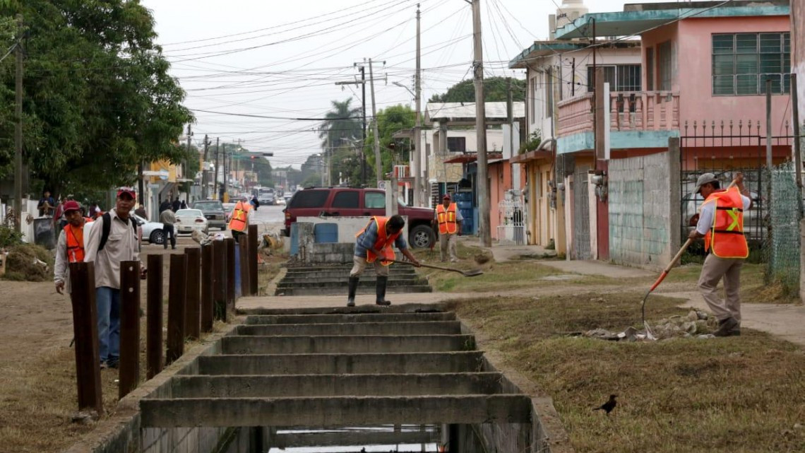 Realizan en Madero Limpieza de Áreas Verdes y Canales