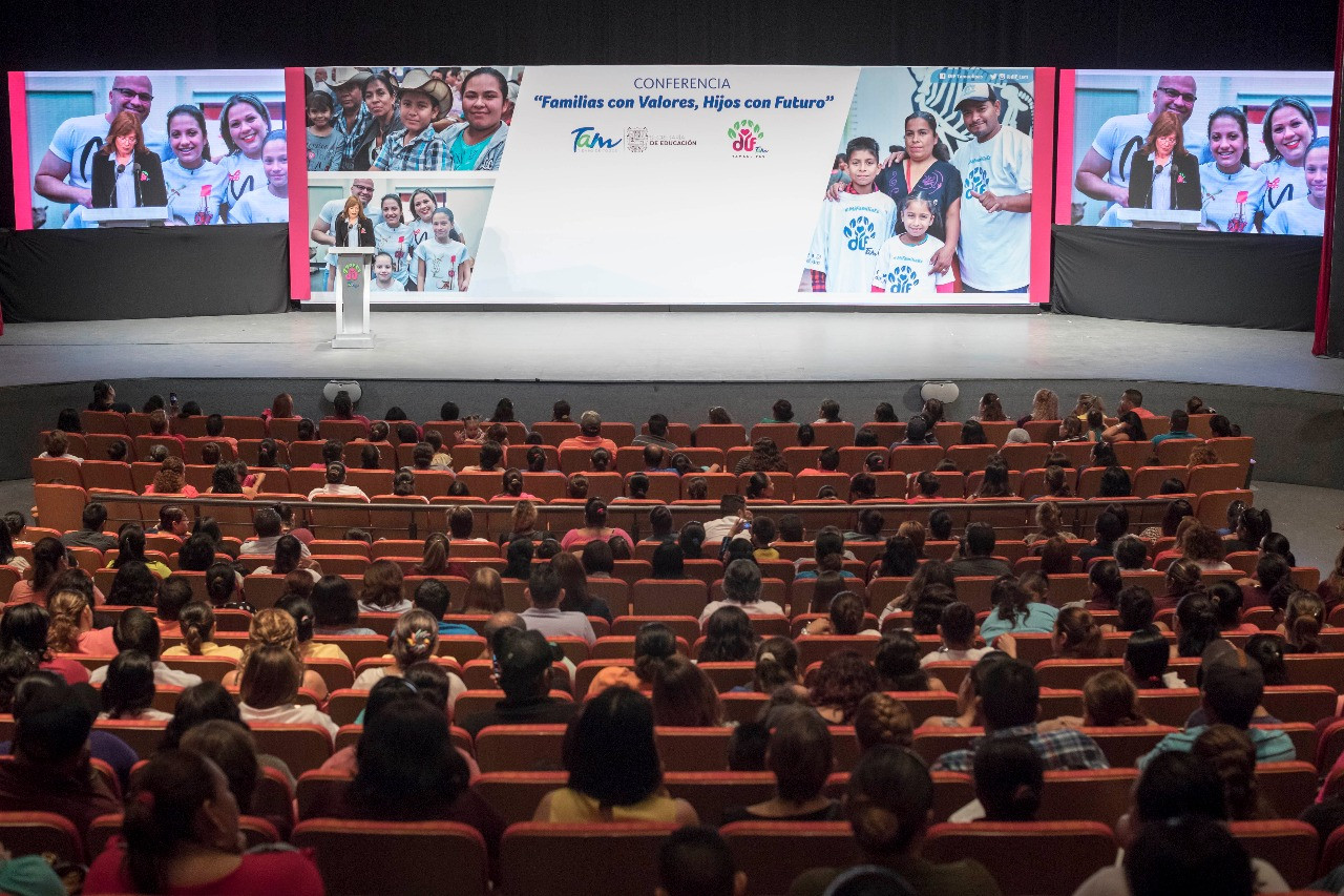 Inicia ciclo de conferencias “Familias con Valores, Hijos con Futuro”