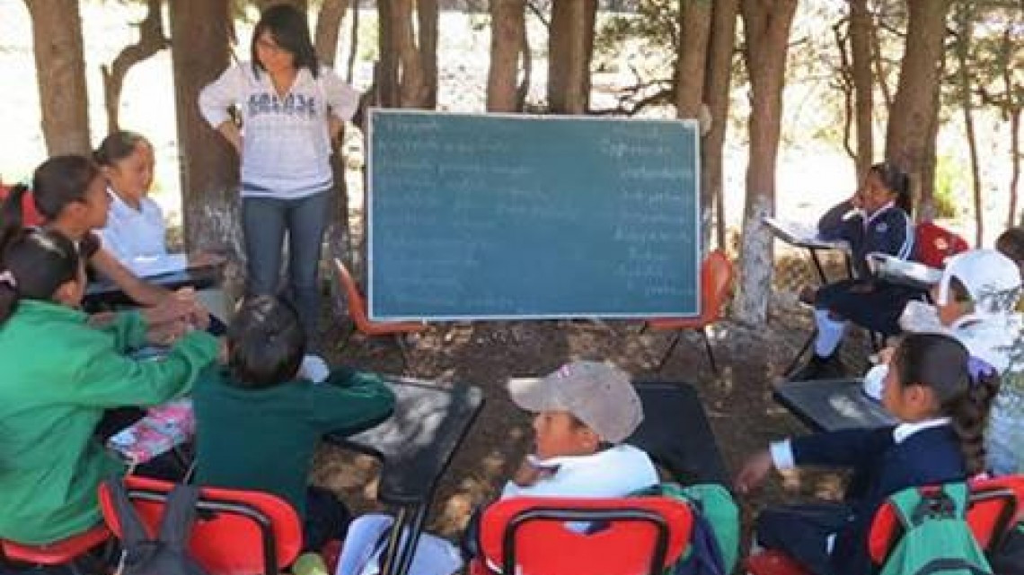 CONAFE en contra de que desaparezcan dependencias federales