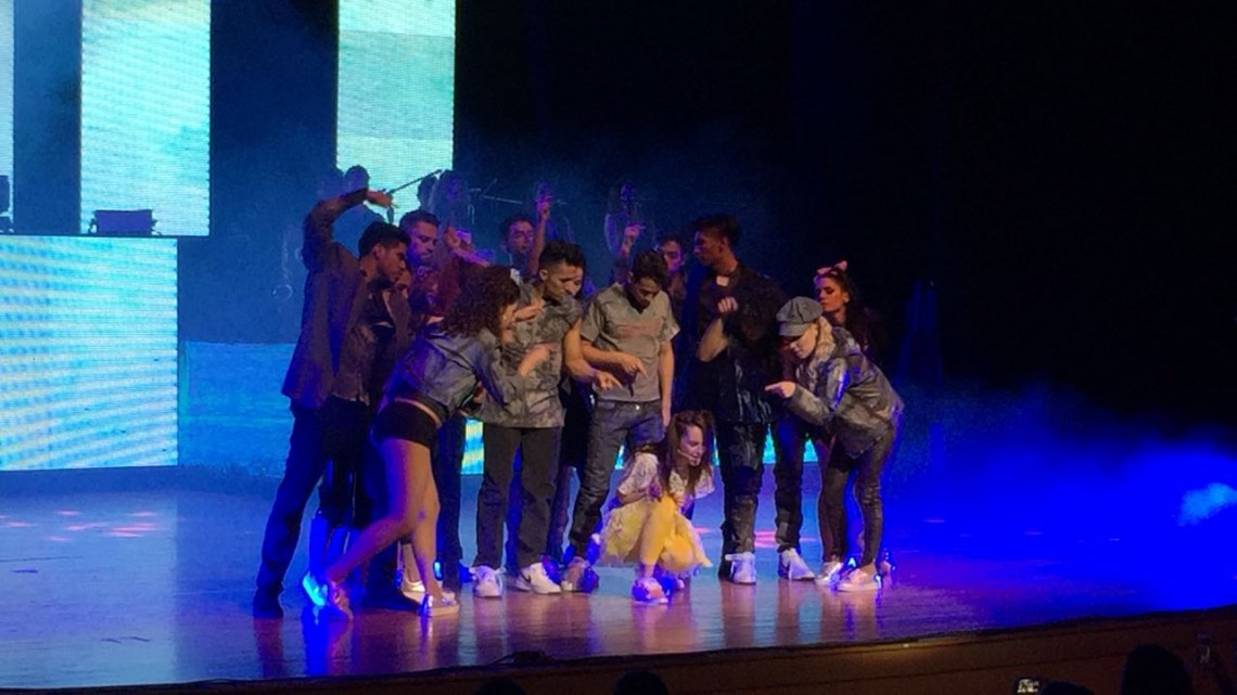 Fracasa "Las mil y una noches" el musical Flans, en su debut en Tampico