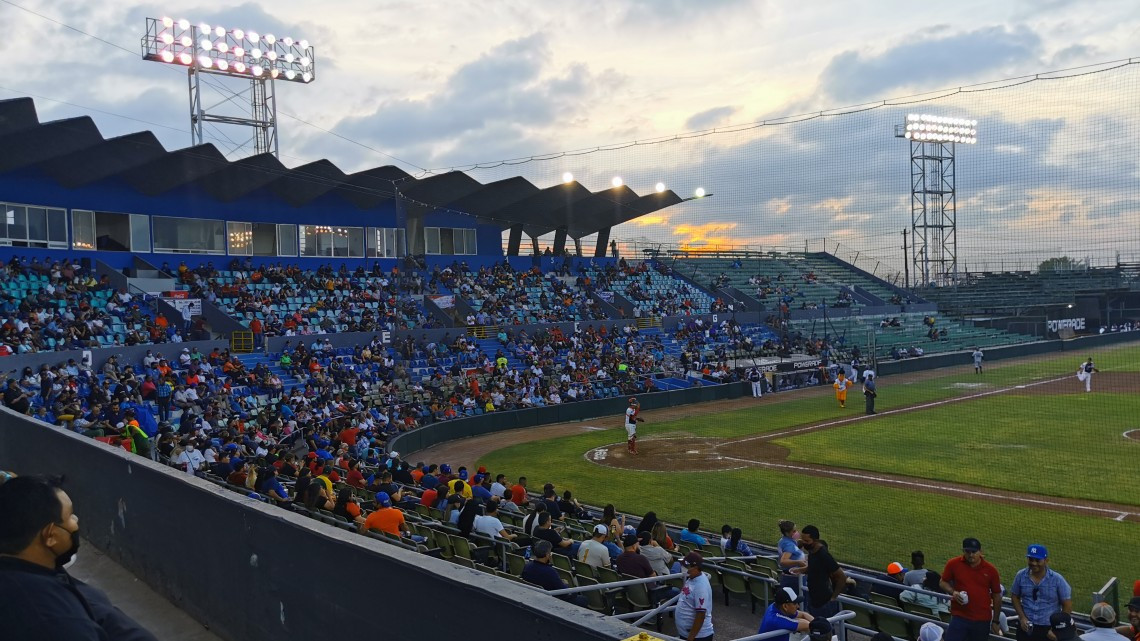 Tecolotes de los dos Laredos se lleva la derrota en el Adolfo López Mateos