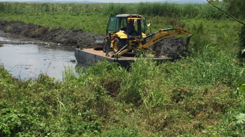 Construyen canales dentro del sistema lagunario
