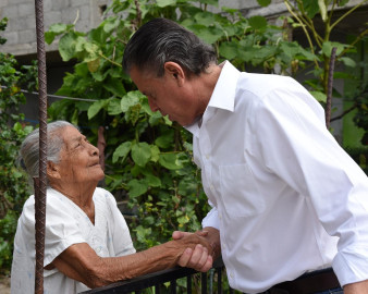 Reconocen trabajo de Chucho Nader en la colonia López Portillo