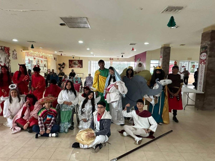 Siembra CBTis 234 esperanza y calidez en la Casa del Adulto Mayor