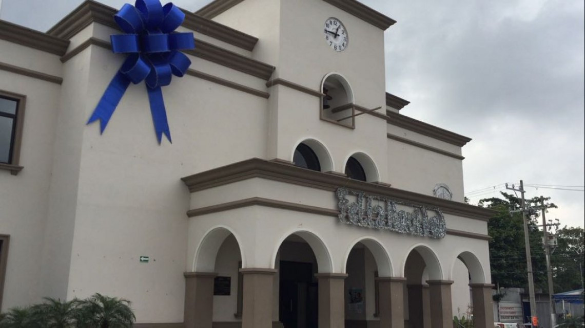 Turistas y visitantes reciben atención en los últimos días del año