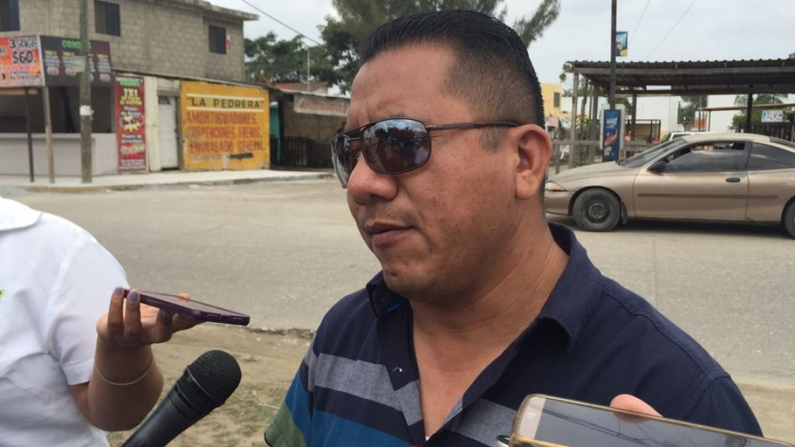 Dan seguimiento a choferes que buscan obtener el tarjetón