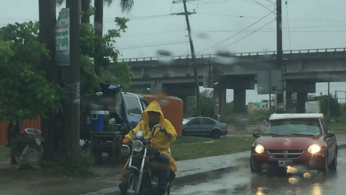 Lluvias constantes en sur del estado por depresión en el Golfo de México