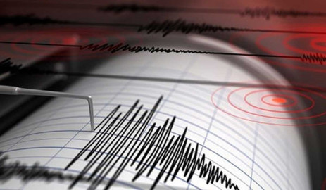Japón suspende vertido de agua de Fukushima tras sismo de magnitud 5.8