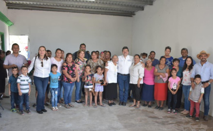 Celebran habitantes del Vicente Guerrero atención del Presidente Municipal a sus necesidades.