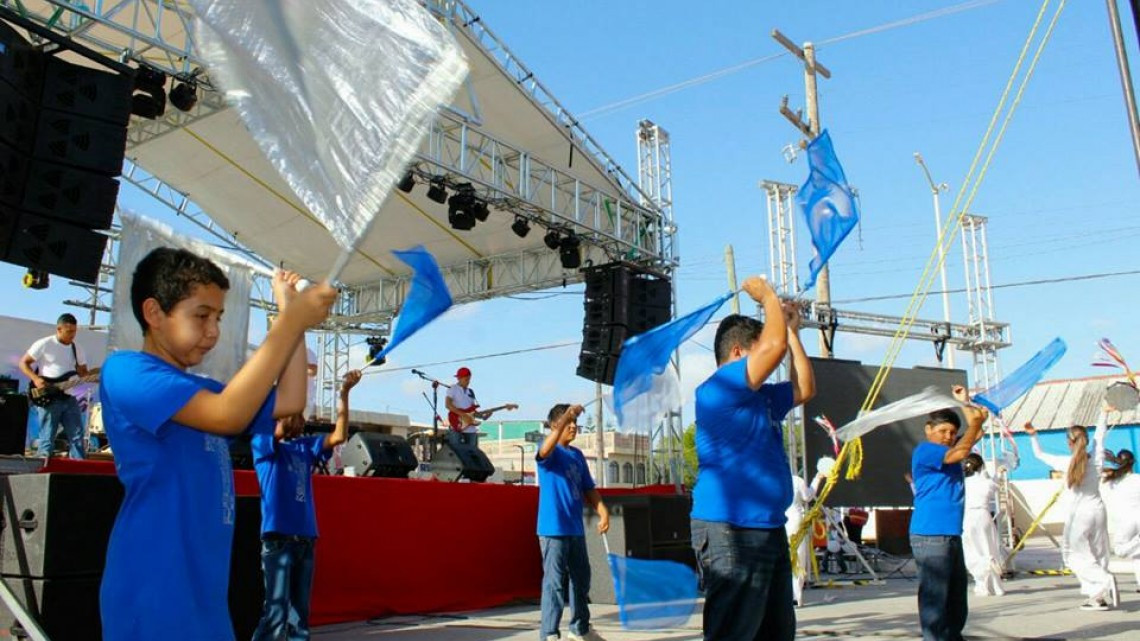 Realizan "Marcha Por La Paz"