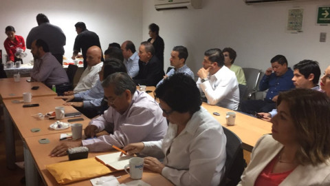 Tampico y Coparmex firman convenio de carga y descarga