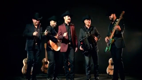 Líder de "Los Tucanes de Tijuana" llega al superbowl  LI