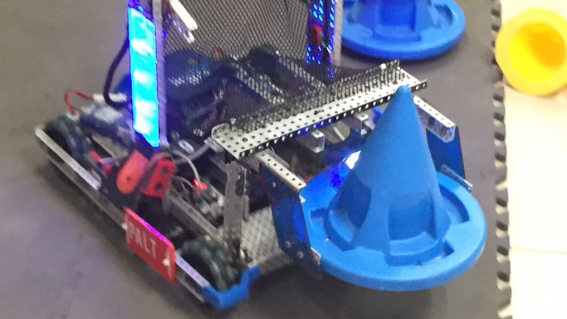 Necesario incorporar robótica en un mayor número de carreras