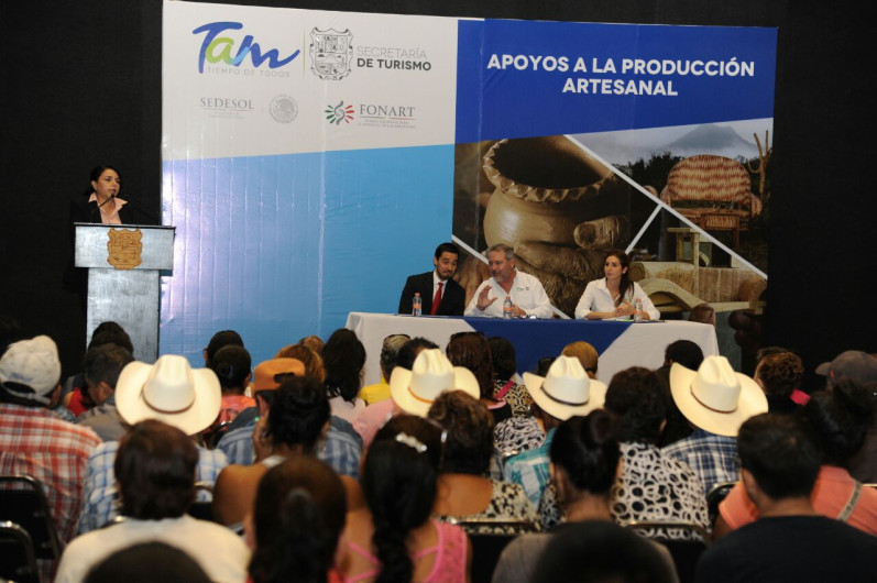 Reconocen labor de artesanos tamaulipecos