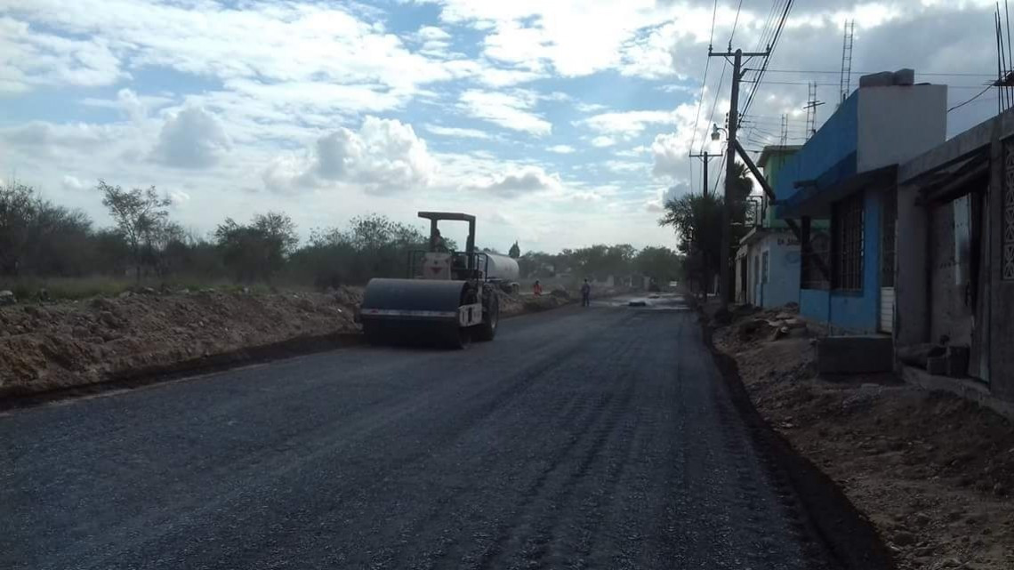 Pavimentan calle Revolución con casi 6 MDP