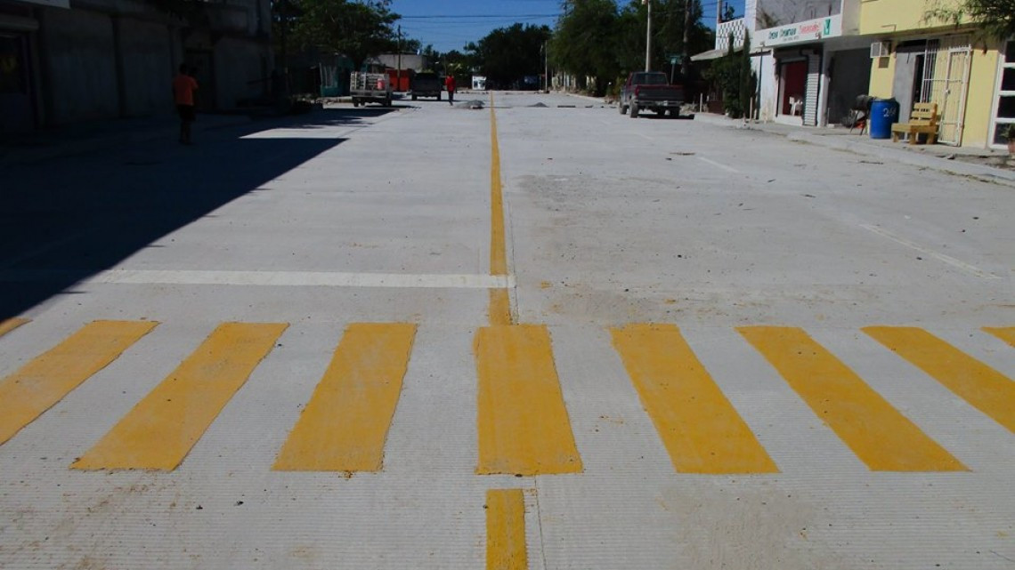 Continúan trabajos de pavimentación en la ciudad