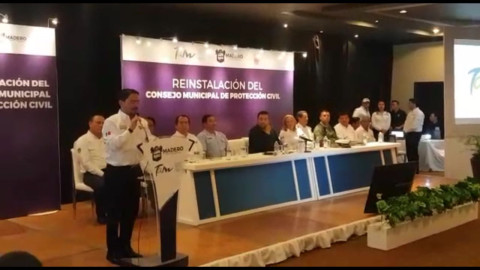 Reinstalan Consejo Municipal de PC ante temporada de huracanes