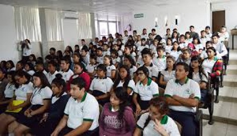 Realizan inscripciones para alumnos de nuevo ingreso al Conalep