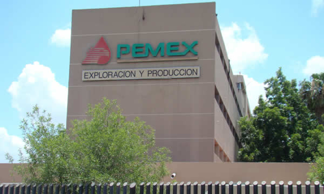 Petróleos Mexicanos felicita a sus trabajadores 