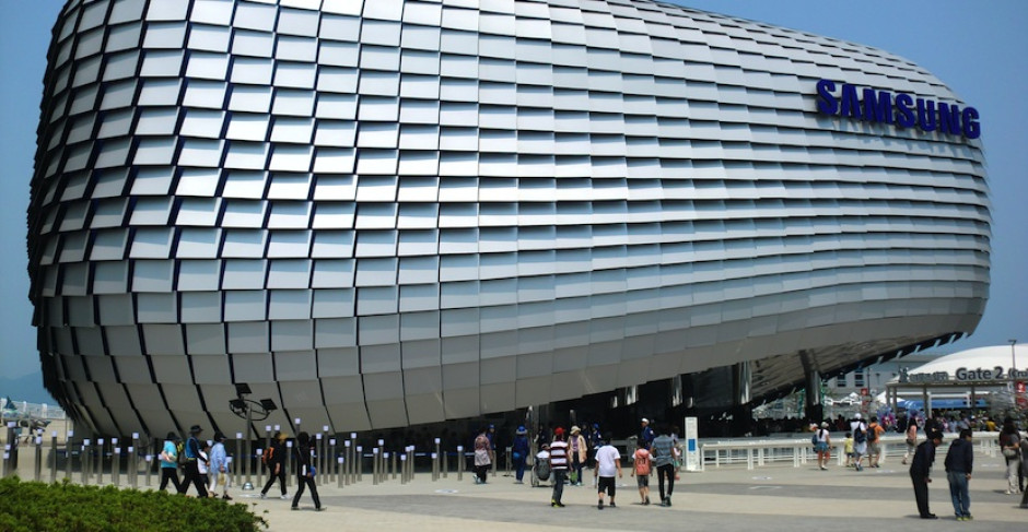 Mujer gana juicio a Samsung