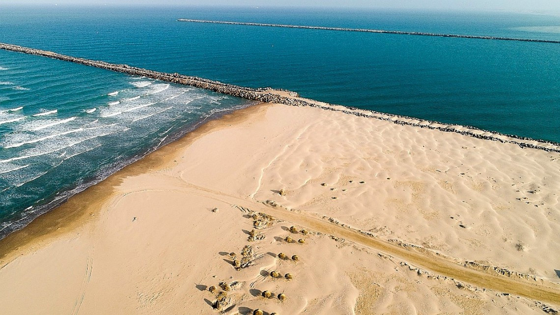 Evita Protección Civil ingreso a playa Tesoro