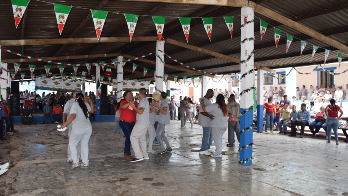 Festejan en Cedes Independencia de México 