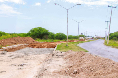 Continúa avance en pavimentación con concreto hidráulico