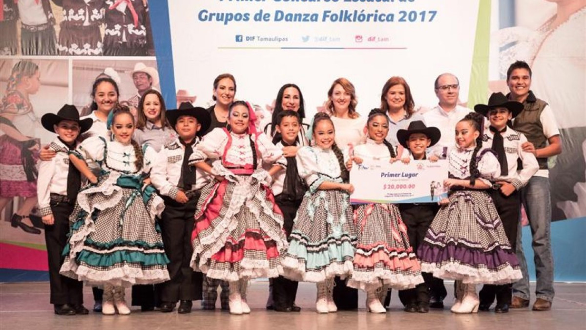 Premia DIF a ganadores de 1er Concurso de Grupos de Danza Folklórica