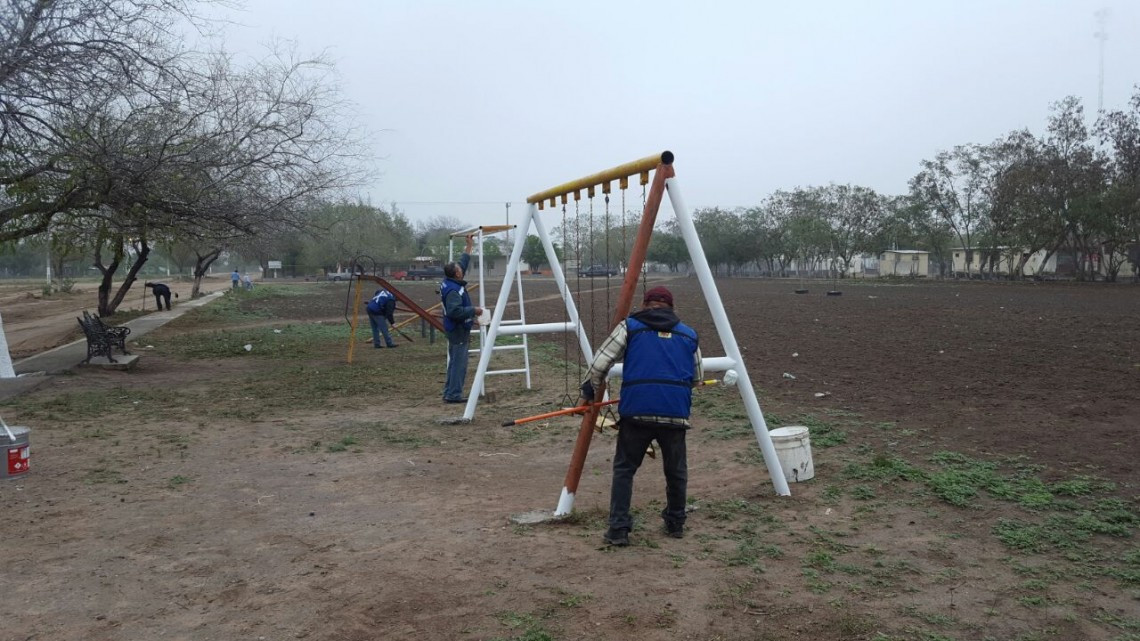 Municipio continúa subsanando necesidades en área rural