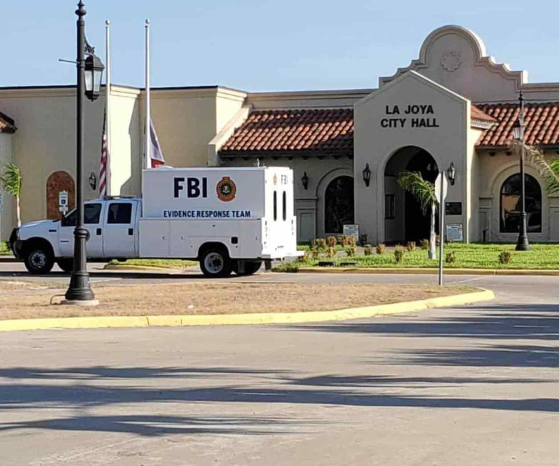 FBI arresta a la vicepresidenta de la Autoridad de Vivienda de La Joya