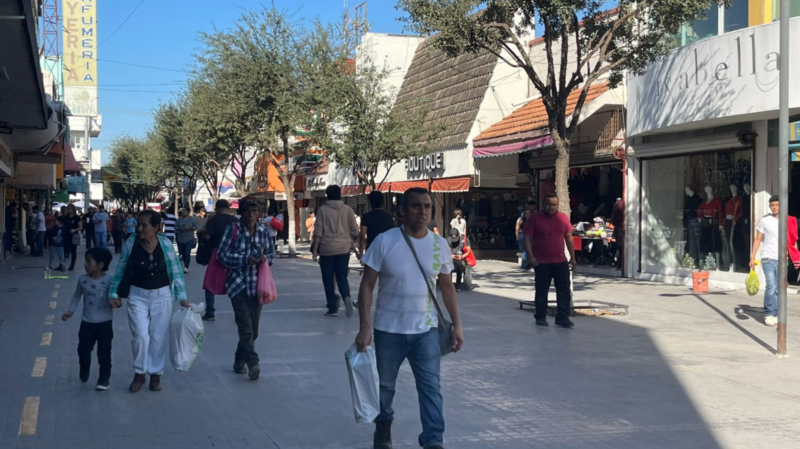 Compras de última hora llenan las calles de Reynosa