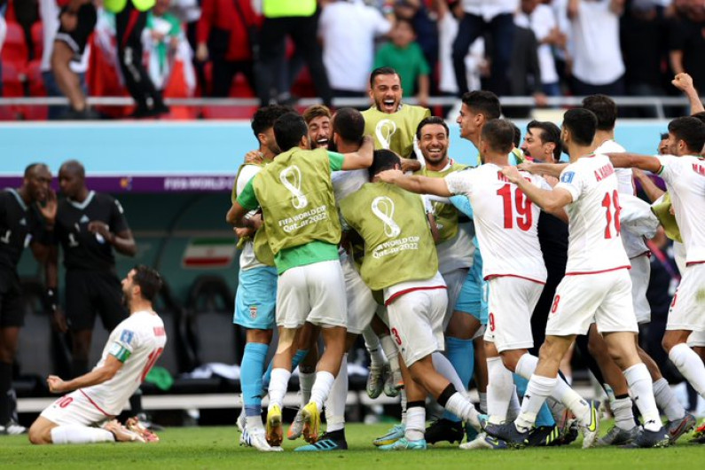 Irán vence 2-0 a Gales en el Mundial de Qatar 