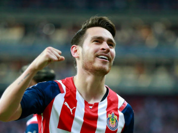 Chivas hace oficial la salida de Jesús Angulo