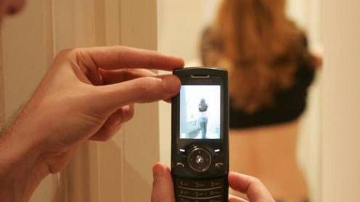 Nuevas herramientas de Facebook contra la "porno venganza"