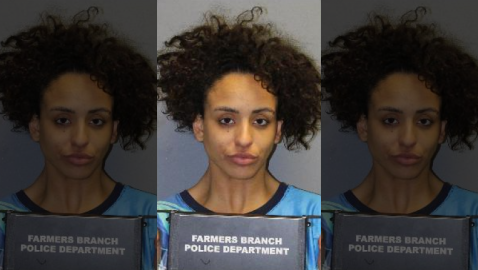 Mujer es acusada de robo de auto, ¡con menores adentro!