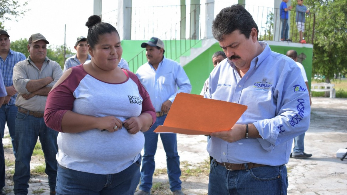 Visita Presidente Municipal, Carlos Ulivarri, ejidos de la zona sur