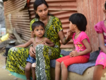 Mujer se enfrenta a un leopardo para salvar a su hijo 