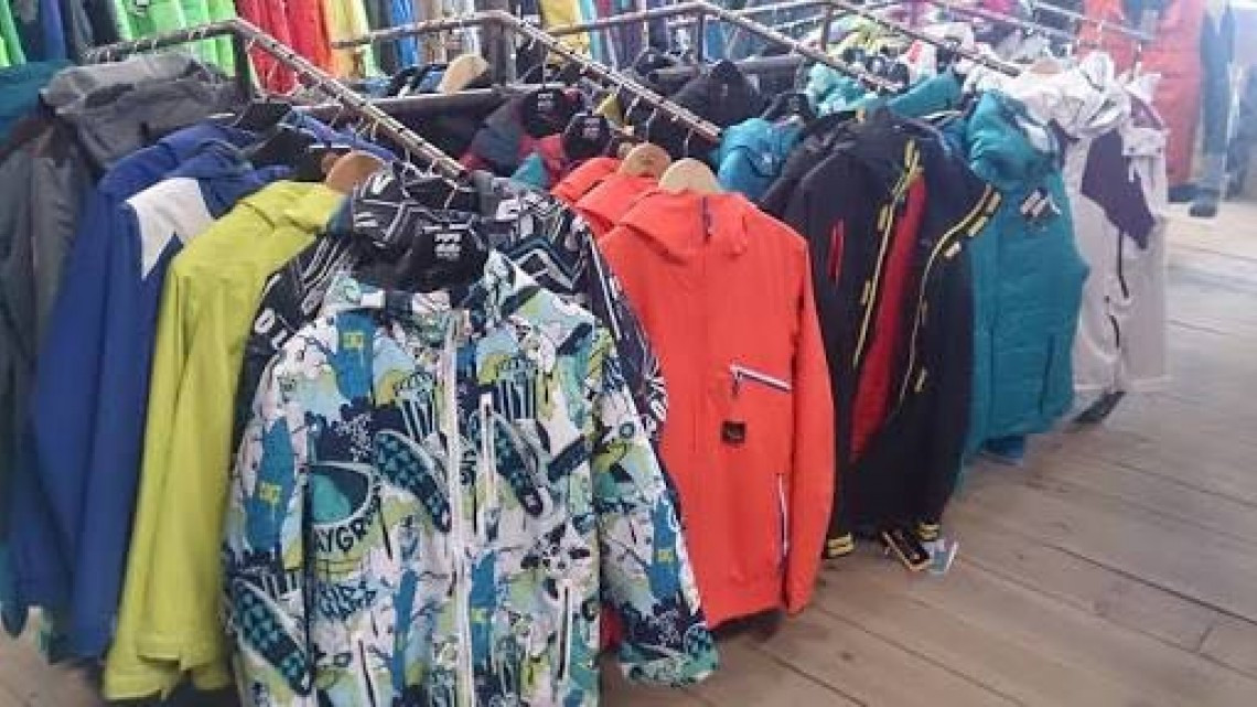 Comerciantes afectados por comercio foráneo