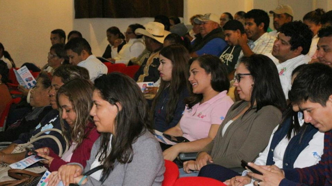 Realizan conferencia "Uso de un Lenguaje Incluyente y No Sexista"