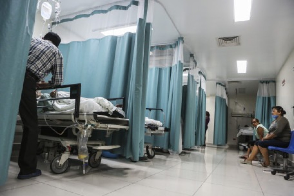 Siguen los estragos por pésimos trabajos en el Hospital General; hay varias áreas cerradas