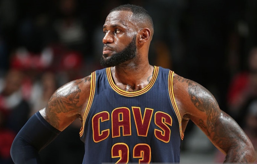 Difícil ser negro en EU: LeBron James
