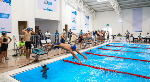 Abren cursos de natación gratuitos en Nuevo Laredo