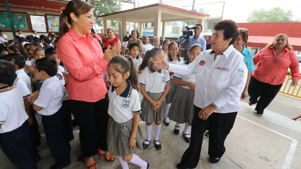 Inaugura Magdalena Peraza comedor escolar