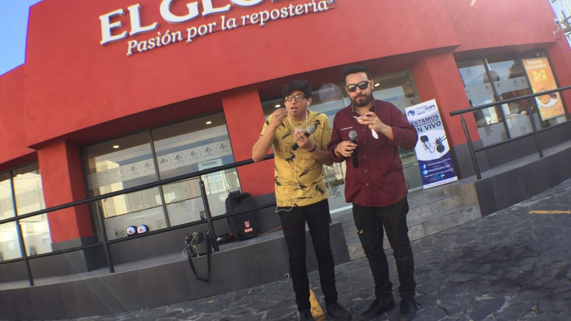 Pastelería El Globo consiente a sus clientes