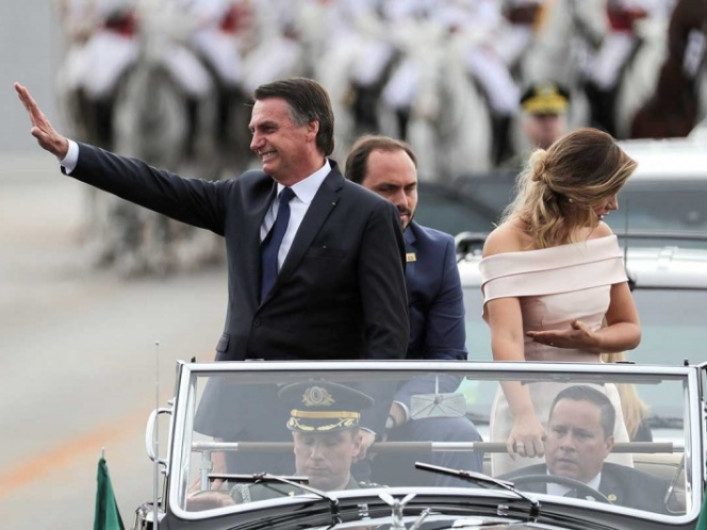 Jair Bolsonaro jura como nuevo presidente de Brasil