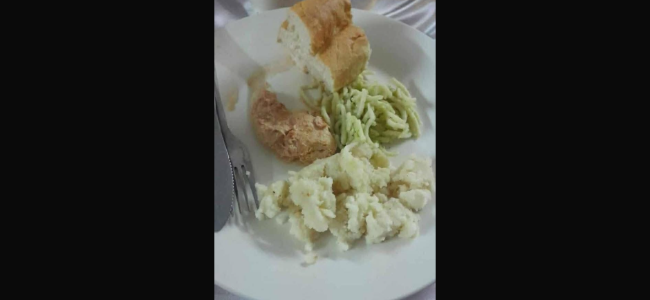 Investigan intoxicación masiva tras cena de graduación en Reynosa