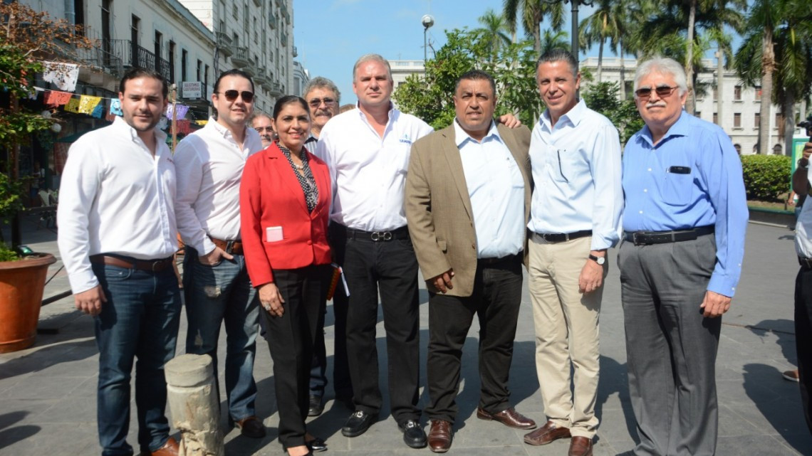 CANACO quiere fuera de la zona centro a los ambulantes